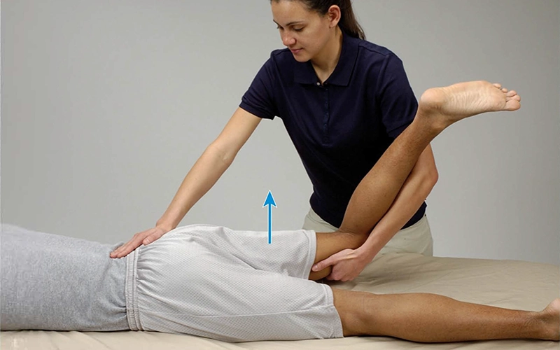 MA_20_FunctionalAnatomy3_AssistedRectusFemorisStretch _800